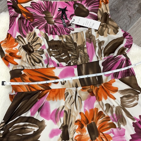 Medium Summer Dress NWT - Picture 4 of 6